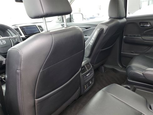 Used 2018 Honda Pilot Elite image 14