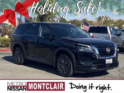 Used 2023 Nissan Pathfinder S
