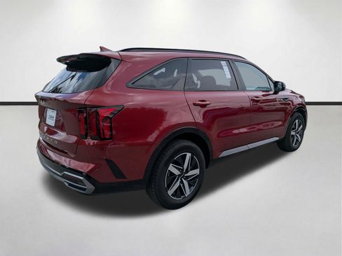 Used 2022 Kia Sorento S w/ Panoramic Sunroof Package FWD image 4