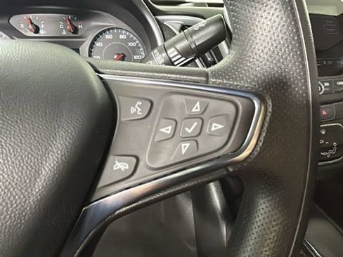 Used 2023 Chevrolet Malibu LS FWD image 16