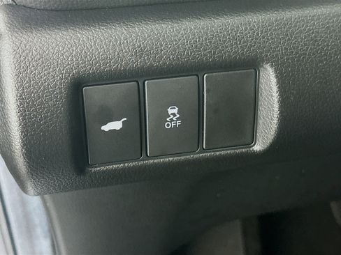 Used 2025 Honda Pilot EX-L image 17