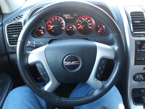 Used 2011 GMC Acadia SLE AWD/4WD image 16