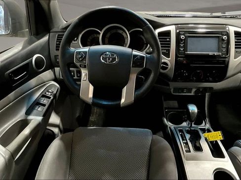 Used 2015 Toyota Tacoma 4x4 Double Cab w/ TRD Off-Road Package image 5