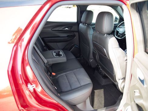 Used 2021 Chevrolet TrailBlazer RS w/ Convenience Package image 24