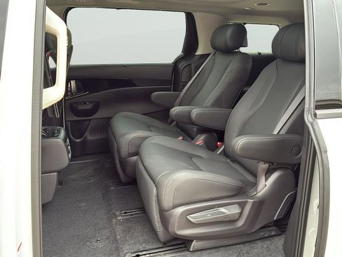 New 2026 Kia Carnival SX Prestige image 16