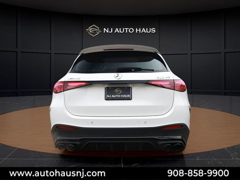 Used 2025 Mercedes-Benz GLC 43 AMG 4MATIC image 7