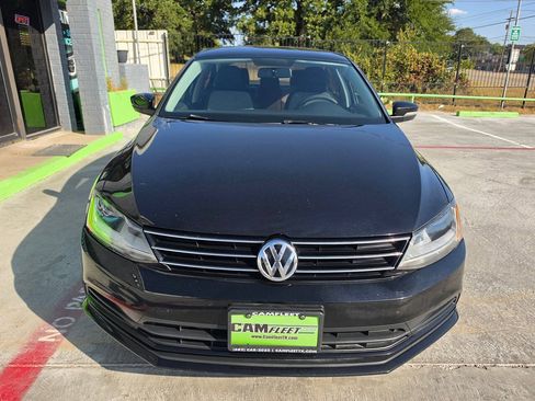 Used 2017 Volkswagen Jetta S w/ Jetta S Cold Weather Package FWD image 7