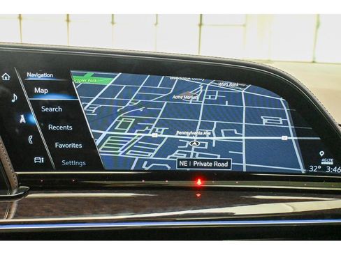 Used 2022 Cadillac Escalade ESV Premium Luxury Platinum image 52