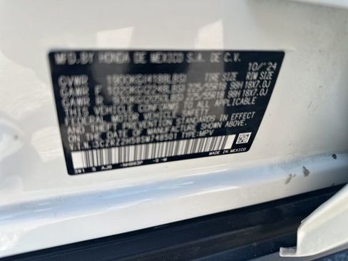 Certified 2025 Honda HR-V Sport image 15