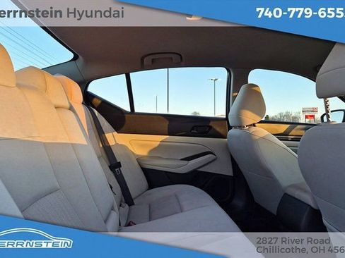 Used 2024 Nissan Altima 2.5 SV image 26