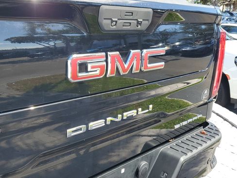 Used 2020 GMC Sierra 1500 Denali w/ Denali Ultimate Package image 10