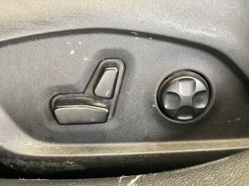 Used 2018 Jeep Compass Latitude w/ Popular Equipment Group AWD/4WD image 15
