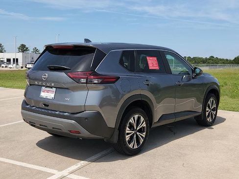 Certified 2023 Nissan Rogue SV FWD image 5