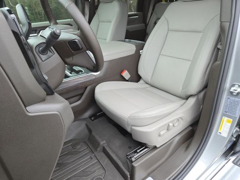 New 2026 GMC Sierra 2500 SLT w/ SLT Premium Package image 29