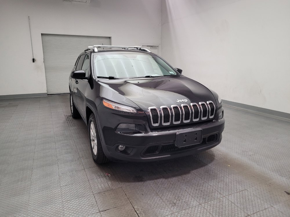 Used 2015 Jeep Cherokee Latitude w/ Cold Weather Group AWD/4WD image 14