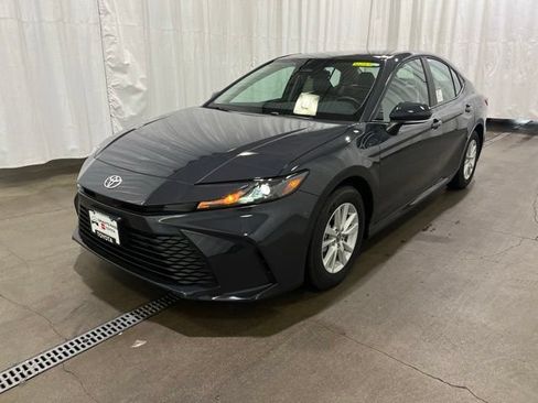 New 2026 Toyota Camry LE FWD image 7