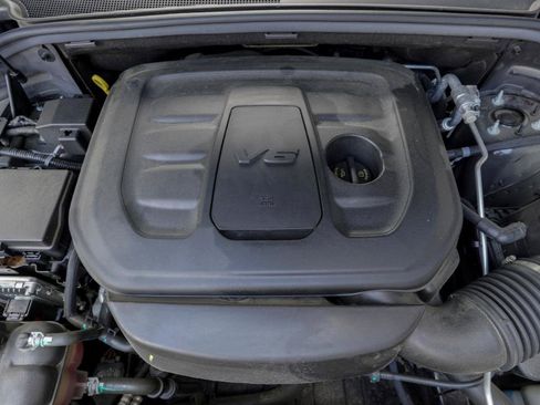 Used 2020 Jeep Grand Cherokee Altitude AWD/4WD image 10