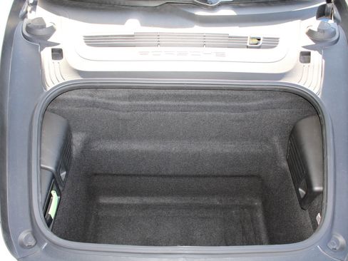 Used 2019 Porsche 911 Carrera 4S image 25