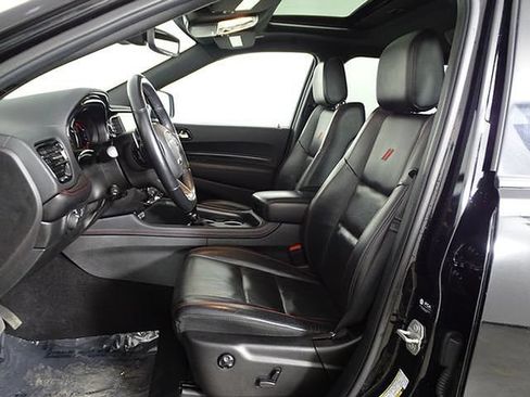 Used 2024 Dodge Durango GT AWD/4WD image 16