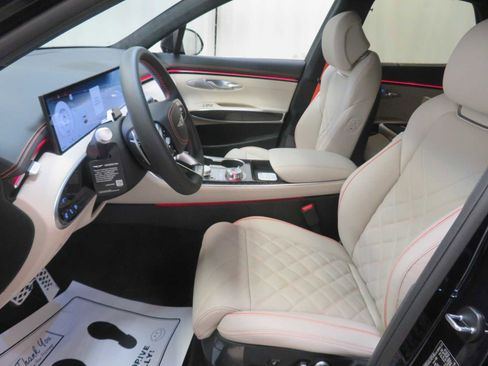 New 2026 Genesis GV70 3.5T Sport Prestige AWD/4WD image 13