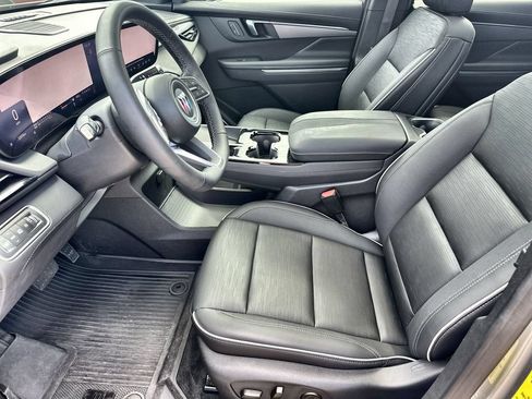 Certified 2025 Buick Enclave Sport Touring w/ Power Package FWD image 24