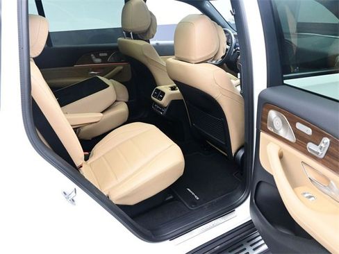 New 2025 Mercedes-Benz GLS 450 4MATIC image 30