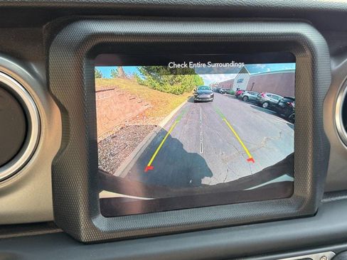 Used 2021 Jeep Wrangler Unlimited Rubicon 4xe w/ Cold Weather Group image 24