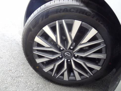 Used 2023 Nissan Altima 2.5 SV FWD image 29