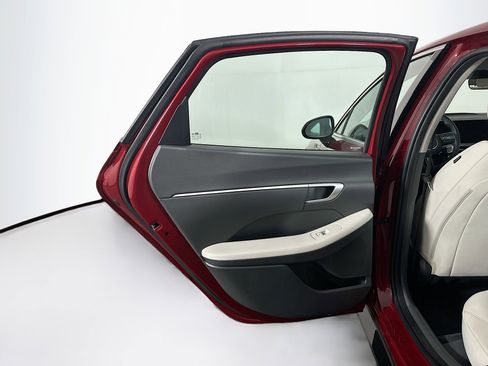 Used 2025 Hyundai Sonata SEL FWD image 26