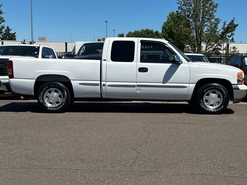 Used 1999 GMC Sierra 1500 2WD Extended Cab w/ Marketing Option Pkg image 3