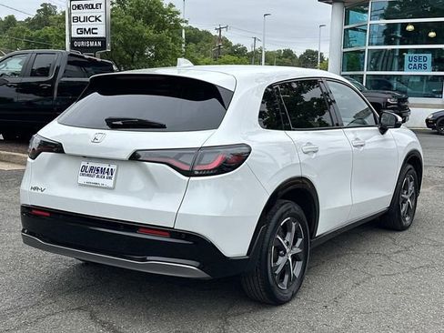 Used 2024 Honda HR-V EX-L image 2