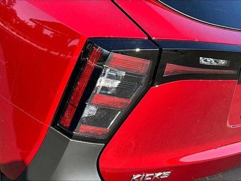 New 2026 Nissan Kicks SR w/ SR Premium Package image 14