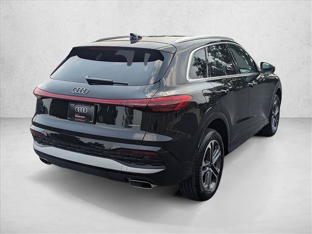 Used 2025 Audi Q5 Premium w/ Convenience Package AWD/4WD image 5
