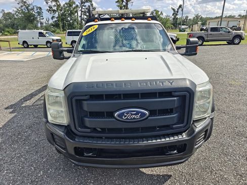 Used 2016 Ford F550 4x4 Regular Cab Super Duty image 3