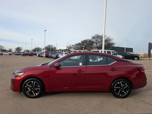 Certified 2025 Nissan Sentra SV image 3