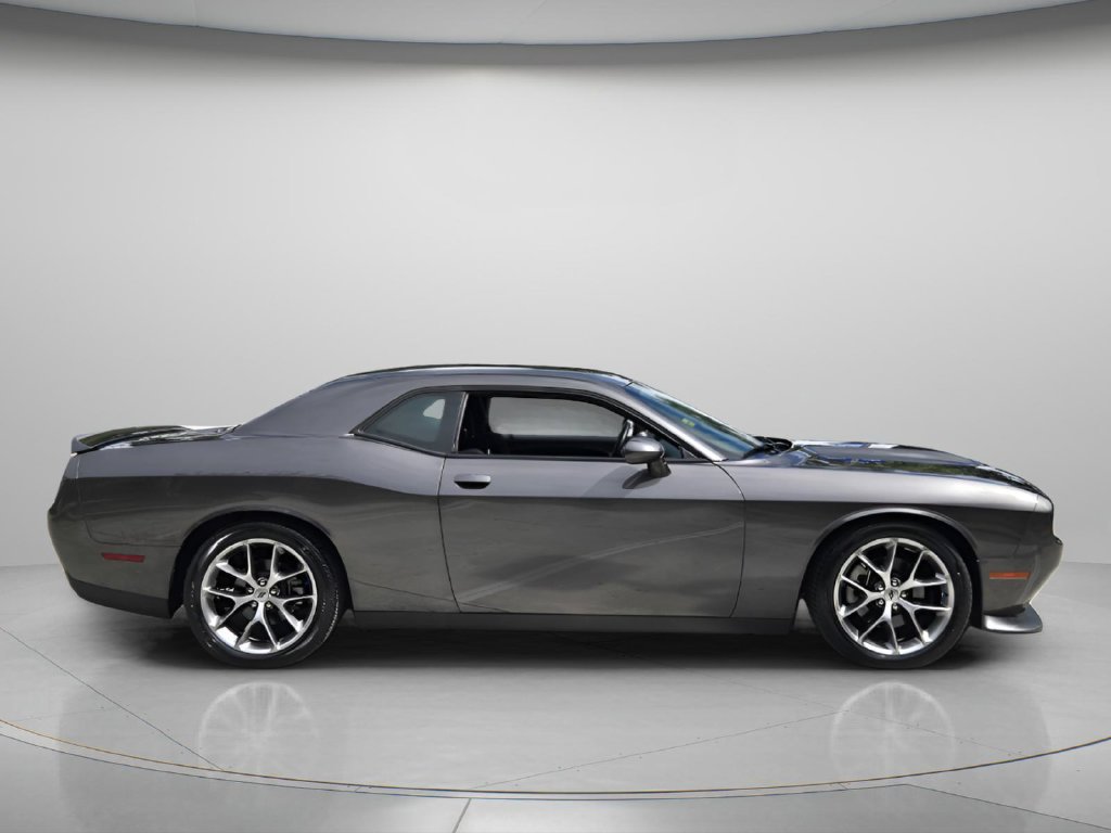 Used 2021 Dodge Challenger GT RWD image 3