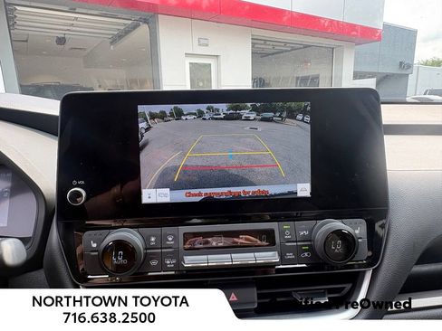 Used 2025 Toyota Grand Highlander AWD image 28