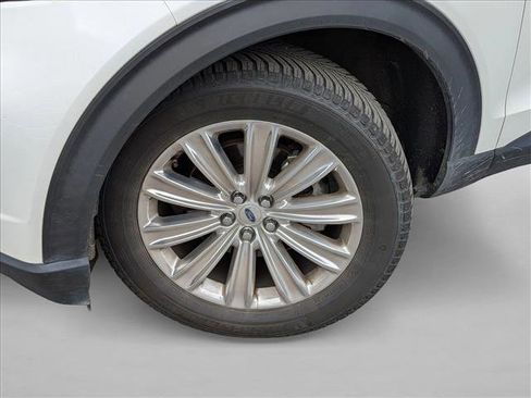Used 2020 Ford Explorer Limited AWD/4WD image 8