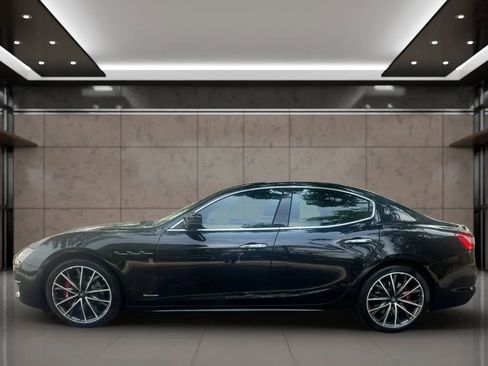 Used 2019 Maserati Ghibli S GranLusso AWD/4WD image 3