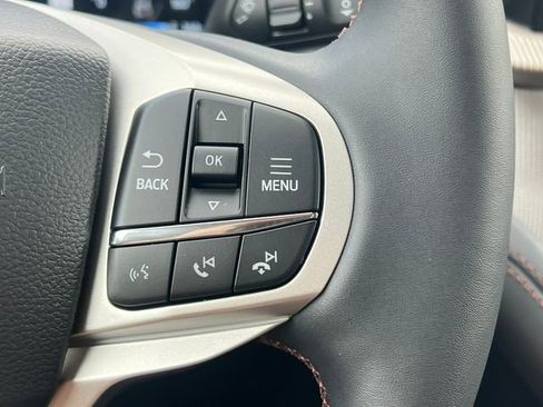 New 2026 Ford Explorer Active w/ Active Comfort Package AWD/4WD image 21