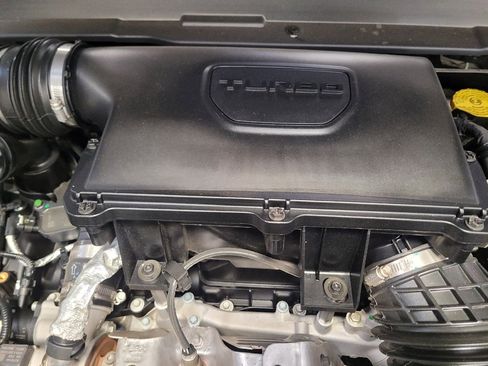 Used 2025 Jeep Compass Trailhawk AWD/4WD image 30
