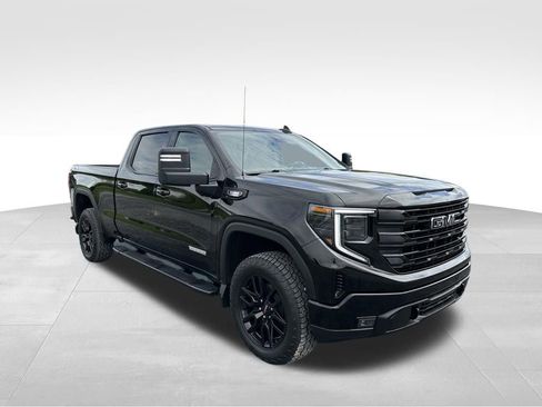 Used 2023 GMC Sierra 1500 Elevation w/ X31 Off-Road Package AWD/4WD image 25