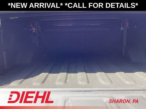 Used 2021 Jeep Gladiator Overland AWD/4WD image 12