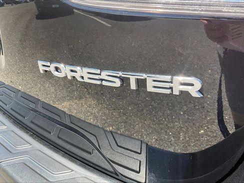 Certified 2022 Subaru Forester Limited w/ Popular Package #2 AWD/4WD image 11