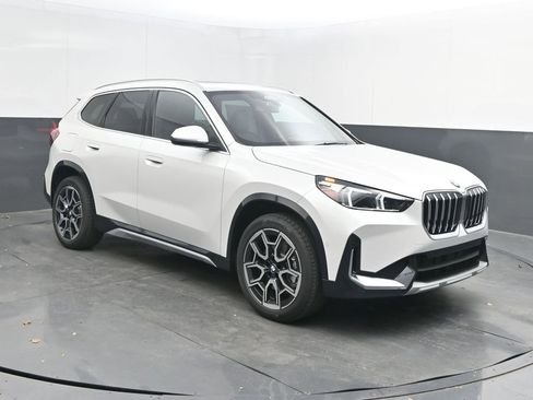 New 2026 BMW X1 xDrive28i w/ Convenience Package image 9