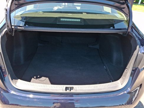 Used 2023 Toyota Corolla LE FWD image 18