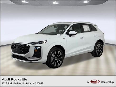 New 2026 Audi Q3 quattro 2.0T AWD/4WD image 1