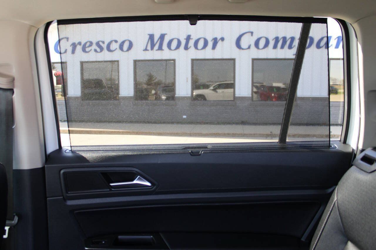 Used 2021 Volkswagen Atlas SE w/ Towing Package FWD image 13