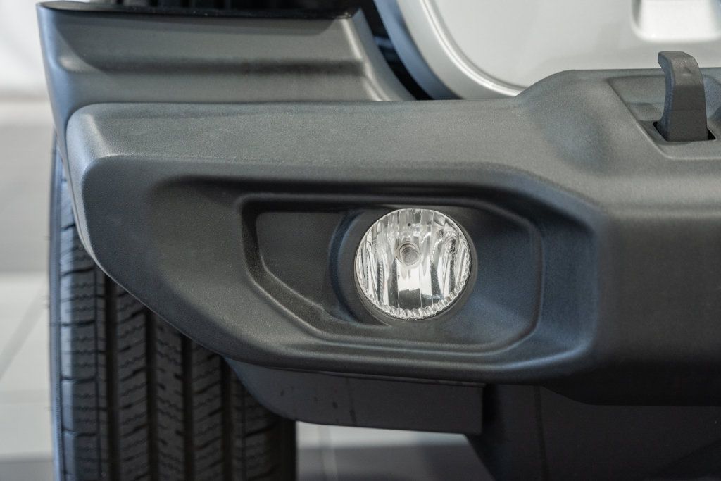 Used 2022 Jeep Wrangler Unlimited Sport AWD/4WD image 14