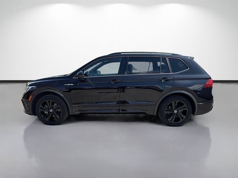 Used 2023 Volkswagen Tiguan SE R-Line FWD image 6